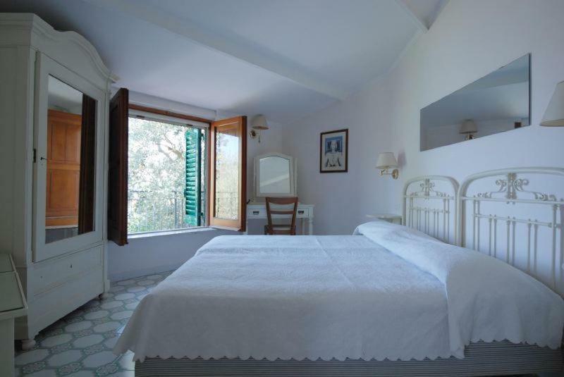 La Fenice -White House- Homeinsorrento- Massa Lubrense Eksteriør billede